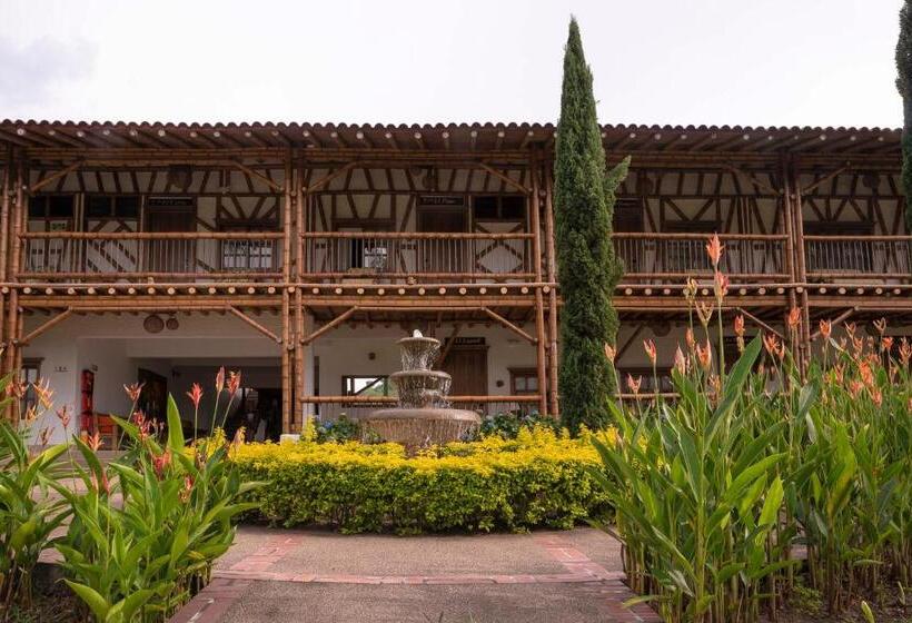 هتل Casa San Carlos Lodge Pereira