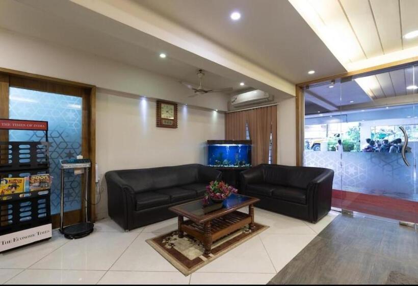 Отель Falnir Palace