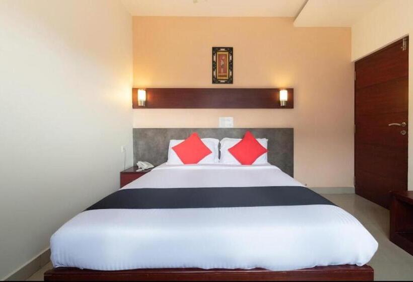 Отель Falnir Palace