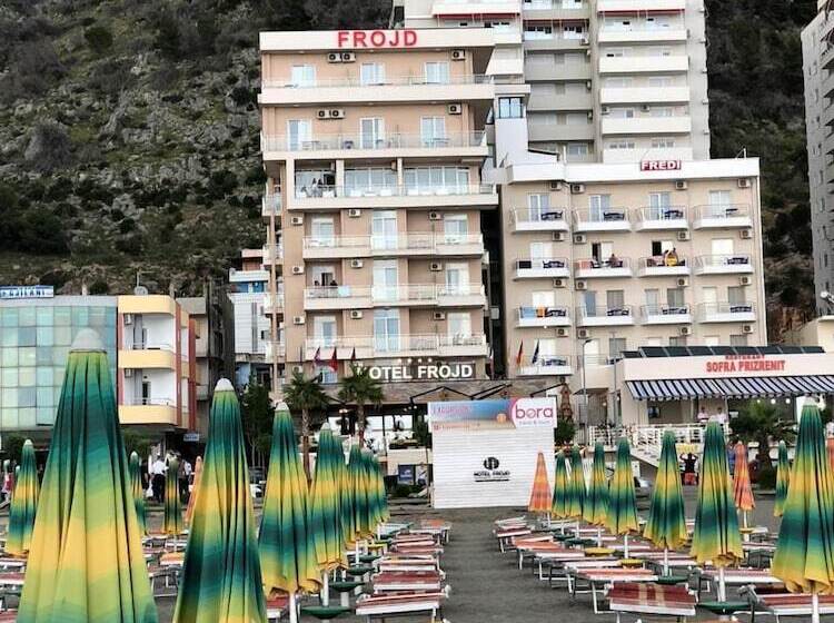 בית מלון כפרי Frojd