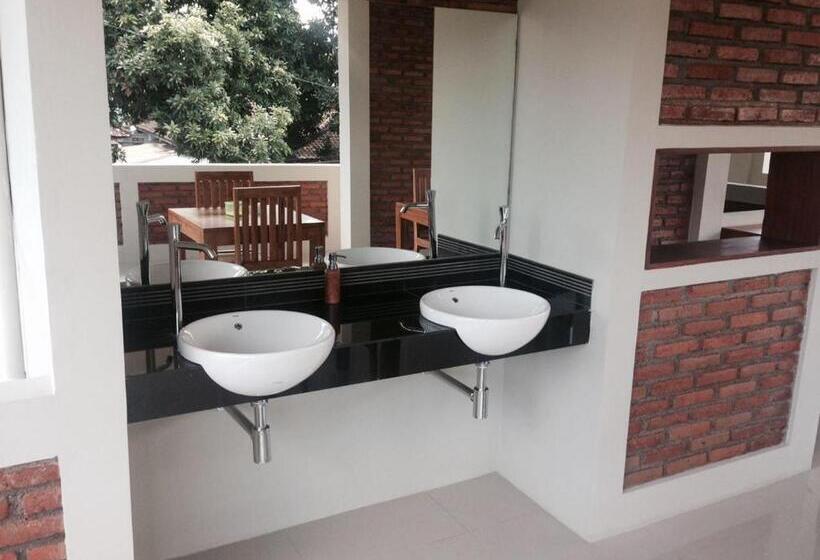 Hastina Hotel Lombok