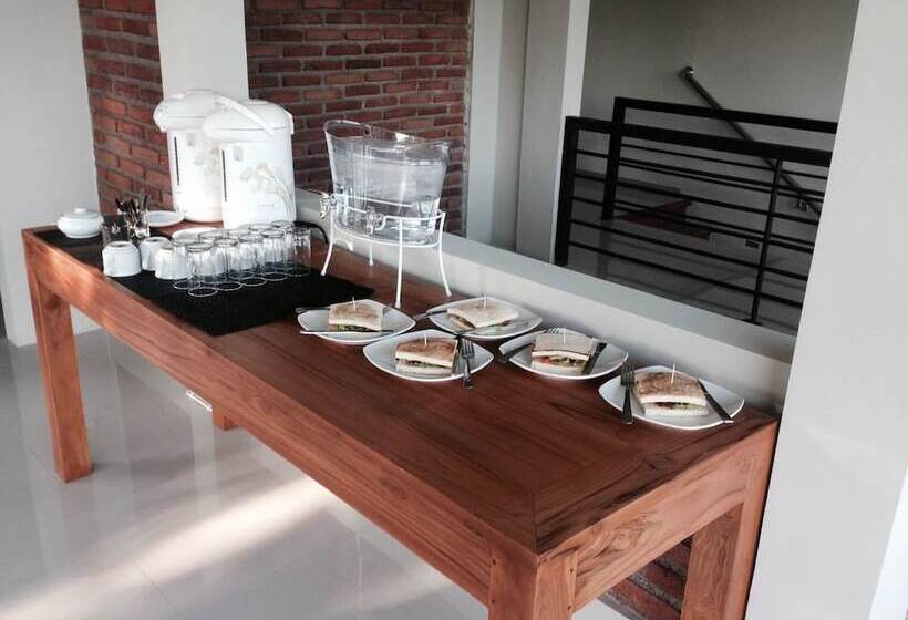 Hastina Hotel Lombok