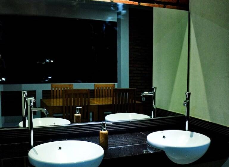 Hastina Hotel Lombok