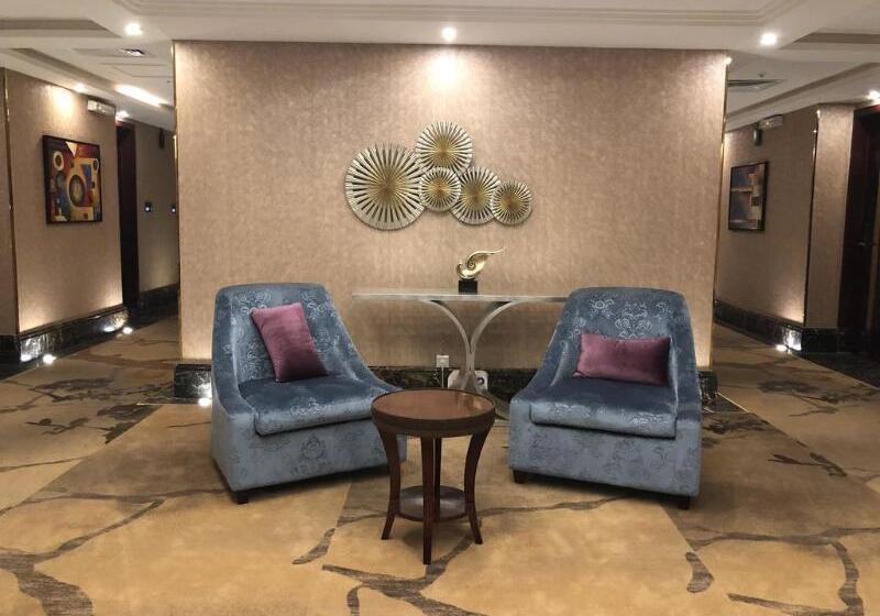 酒店 Holiday Khaleej