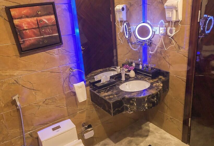 酒店 Holiday Khaleej