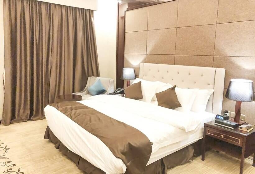 酒店 Holiday Khaleej