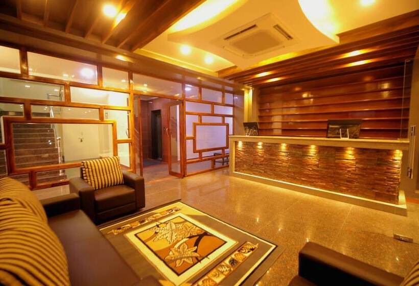 ホテル Lee Crysstal