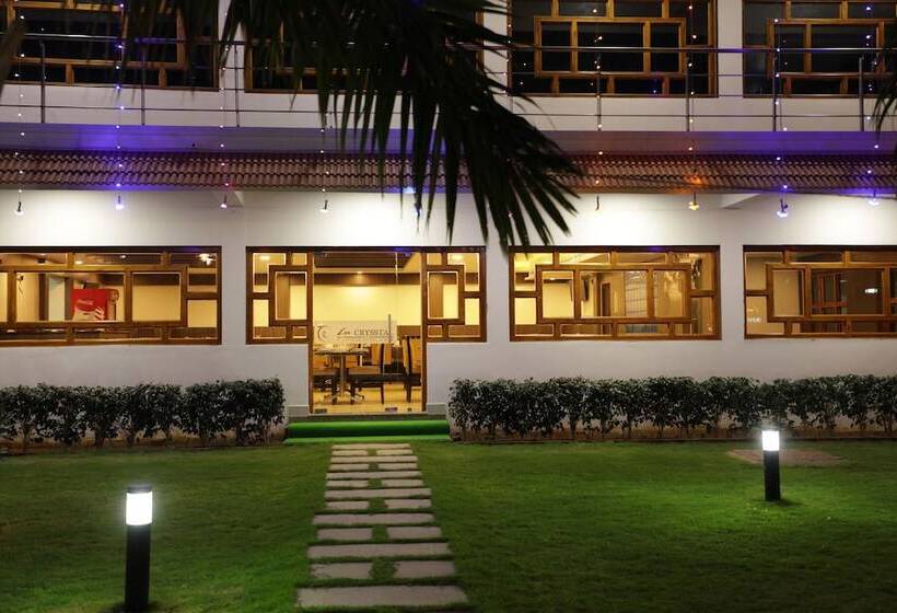 ホテル Lee Crysstal