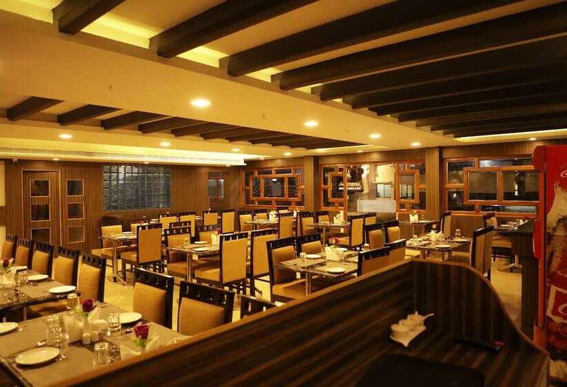 ホテル Lee Crysstal