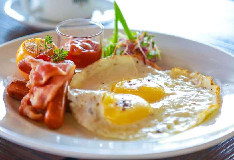 Отель Liyya Water Villas