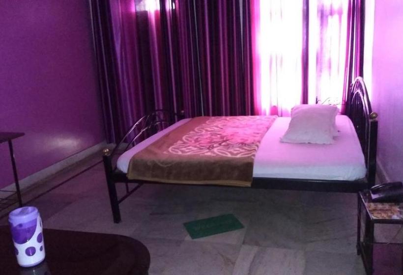 فندق Binapani  & Restaurant