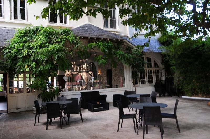 ホテル Restaurant Pavillon Bleu