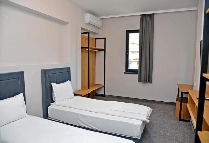 בית מלון כפרי Ricas