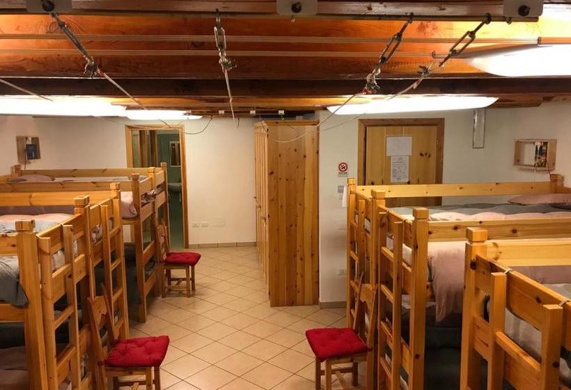 酒店 Rifugio Lou Lindal