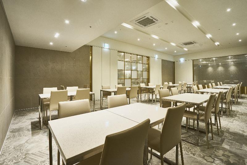 فندق Royal Emporium Incheon Airport