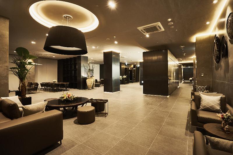 فندق Royal Emporium Incheon Airport