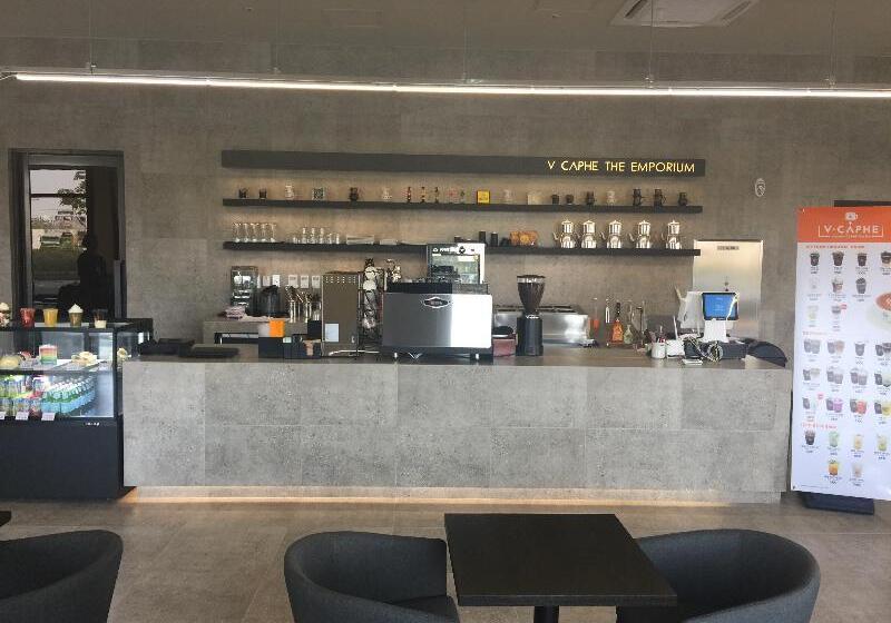 فندق Royal Emporium Incheon Airport