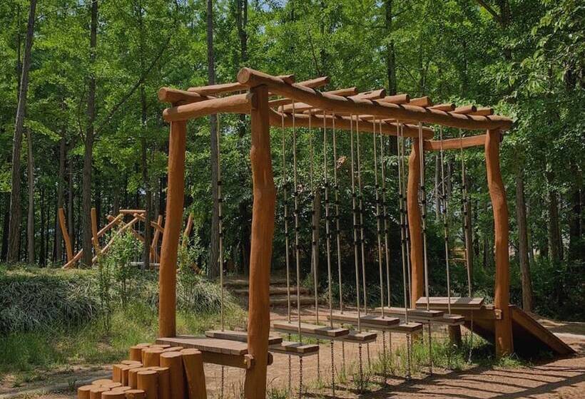 فندق Royal Emporium Incheon Airport