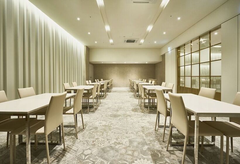 فندق Royal Emporium Incheon Airport