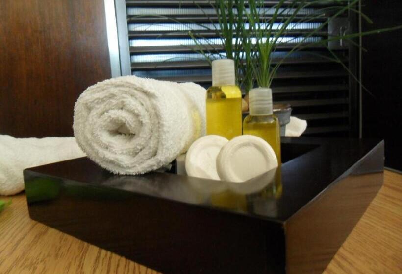 فندق Suite Azomali