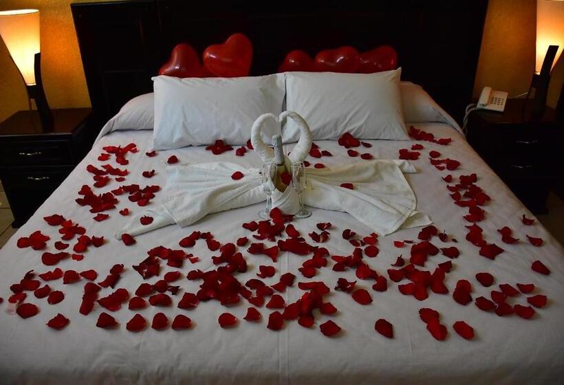 فندق Suite Azomali