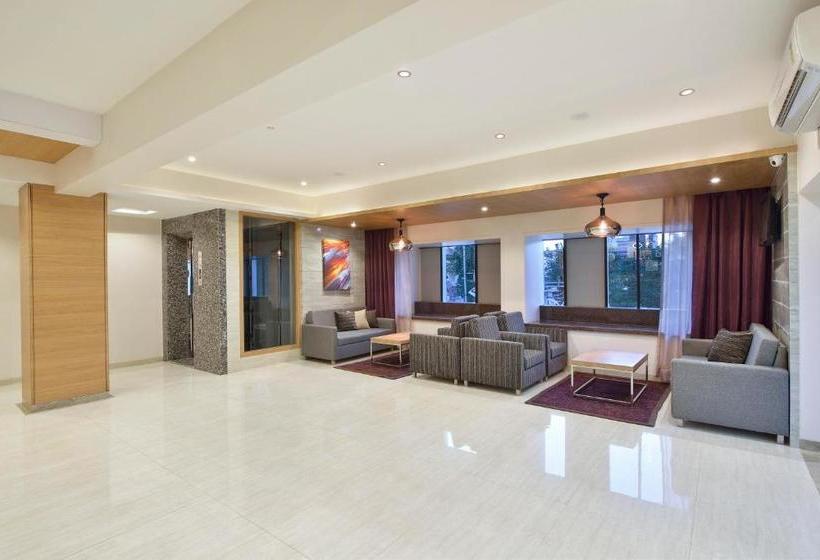 فندق The Eastern