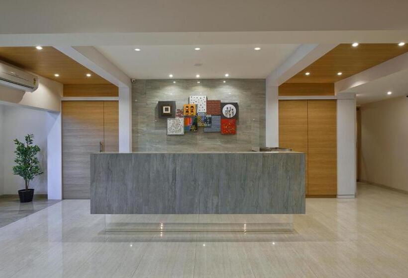 فندق The Eastern