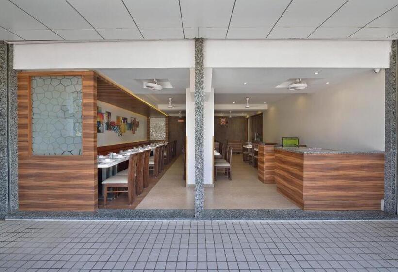 فندق The Eastern