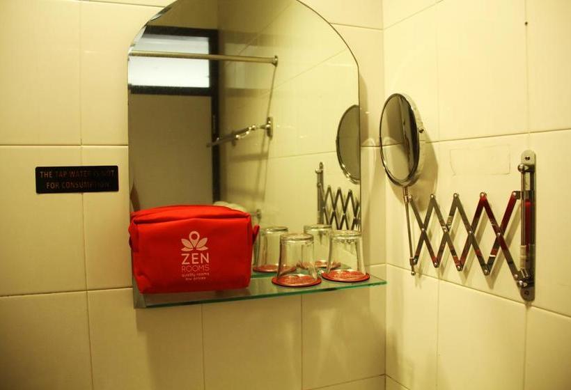 ホテル Zen Rooms Sukajadi Sindang Sirna