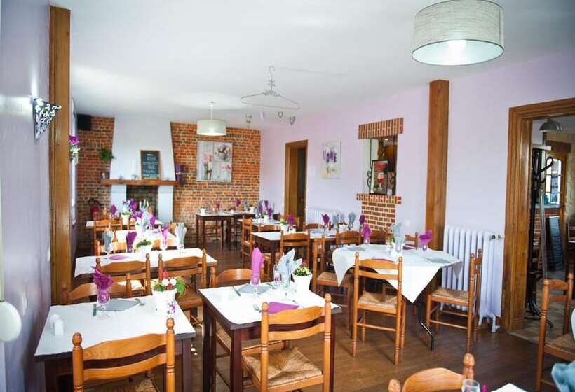 Logis Hotel Restaurant Le Relais Fleuri