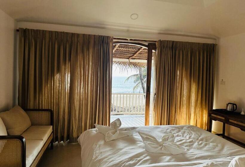 אתר נופש The Shore Agonda