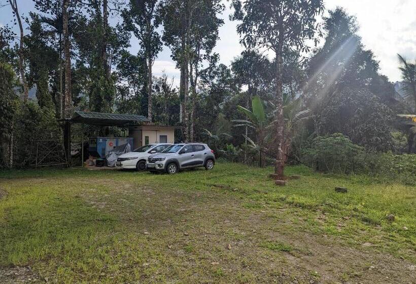 استراحتگاه Ayursakthi Riverdale