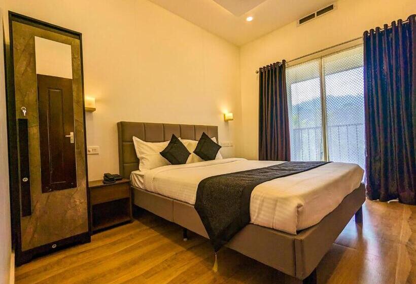 استراحتگاه Ayursakthi Riverdale