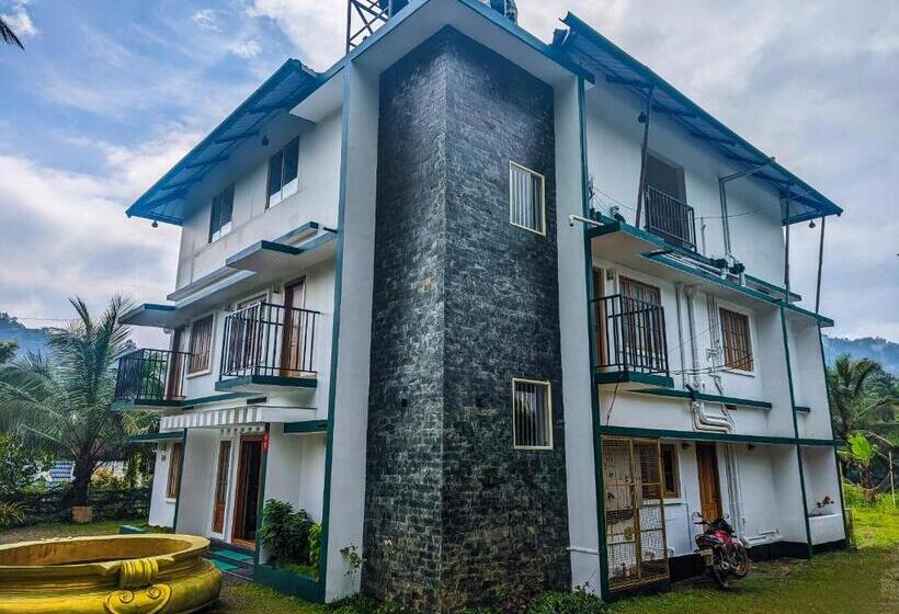 استراحتگاه Ayursakthi Riverdale