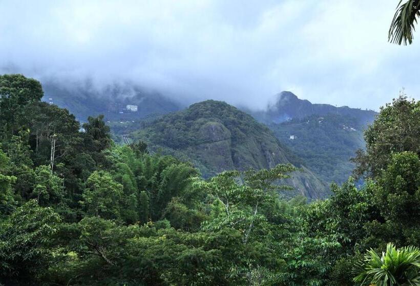 استراحتگاه Ayursakthi Riverdale