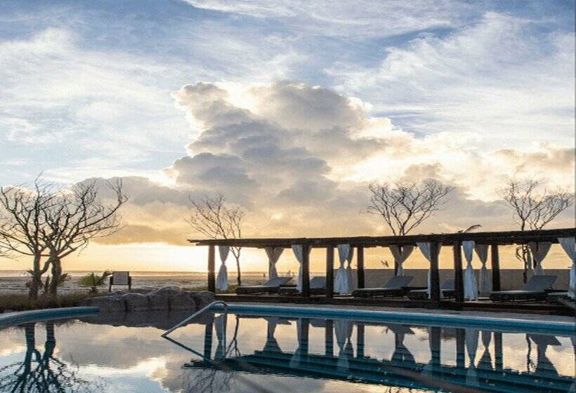 Курорт Grand Solmar The Residences