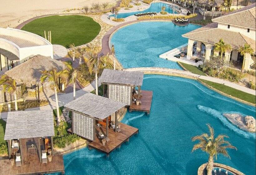 استراحتگاه Grand Solmar The Residences
