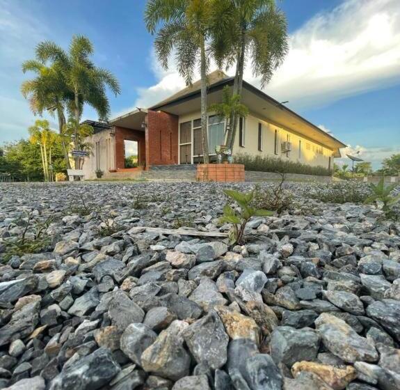 渡假胜地  Tipparika Riverview