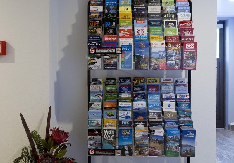 2 On Whiteleigh And 239 On Lincoln Motel