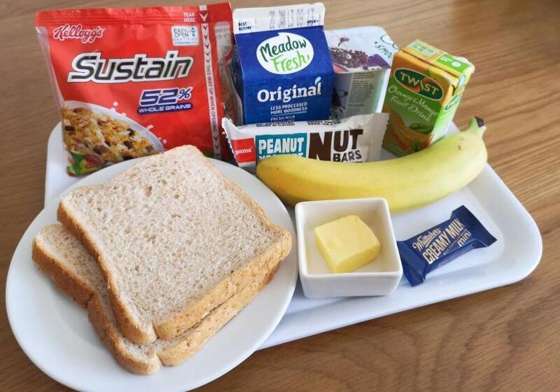 2 On Whiteleigh And 239 On Lincoln Motel