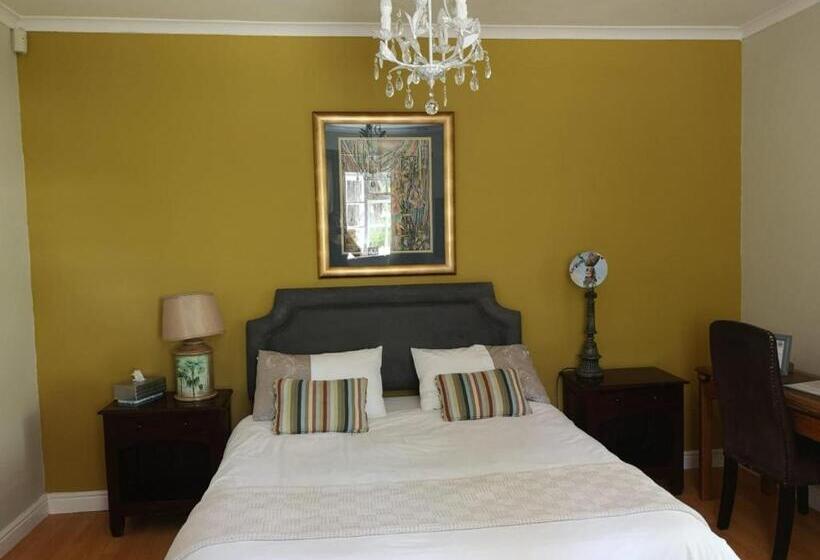 Almond Cottage Bed & Breakfast