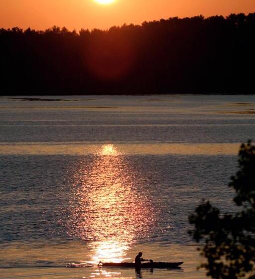 住宿加早餐  Au Soleil Couchant