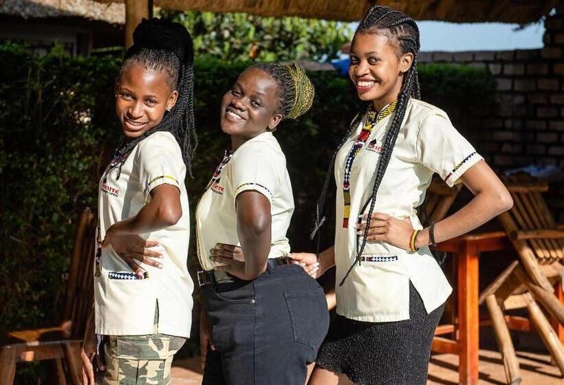 تختخواب و صبحانه Elite Backpackers Services