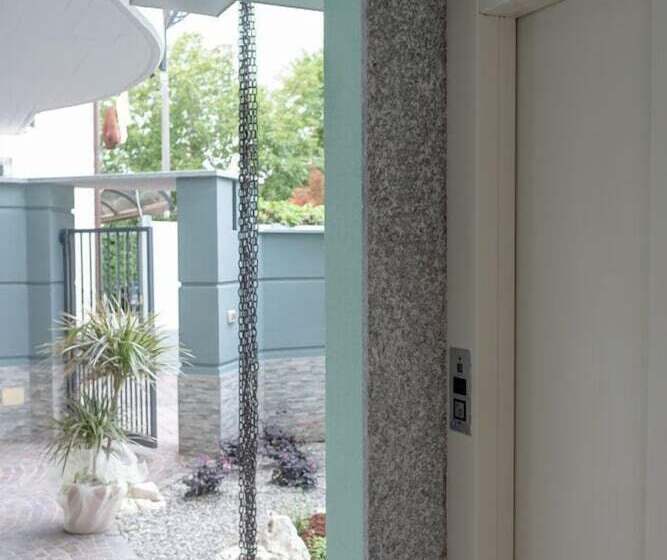 住宿加早餐 Gruppo Luxe Domus Vigevano