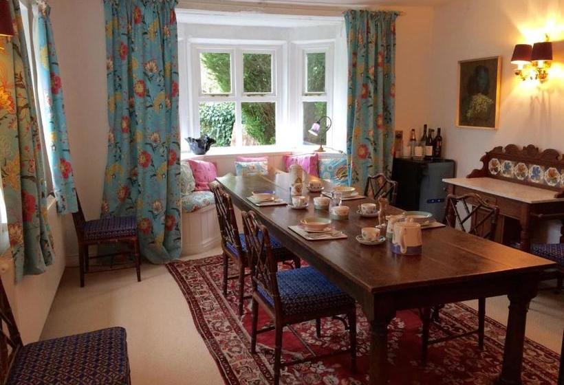 ベッドアンドブレックファースト Millwood Lodge