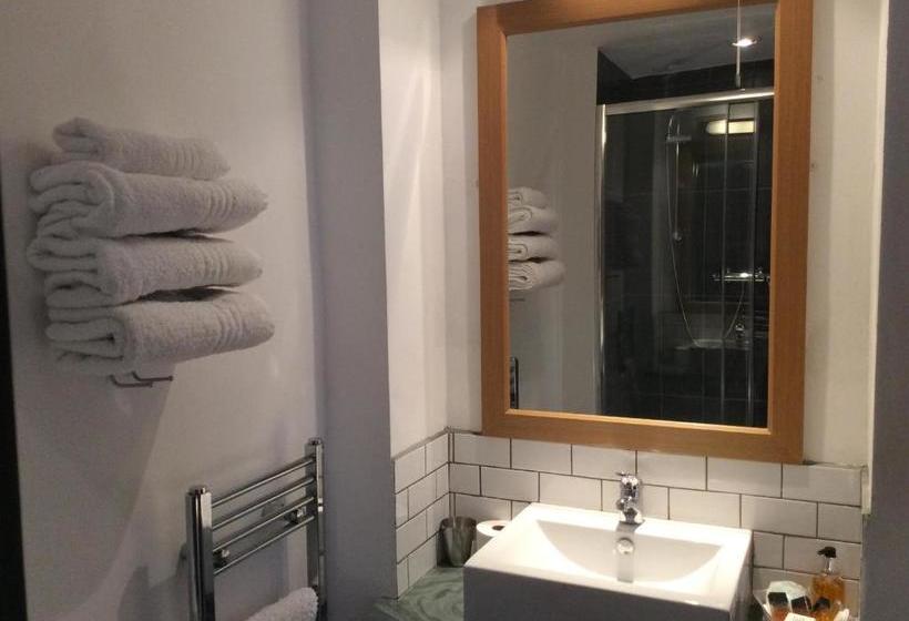 ベッドアンドブレックファースト Millwood Lodge