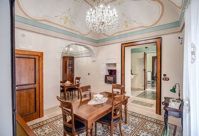 مبيت وإفطار Palazzo Stunis  Dimora Di Charme