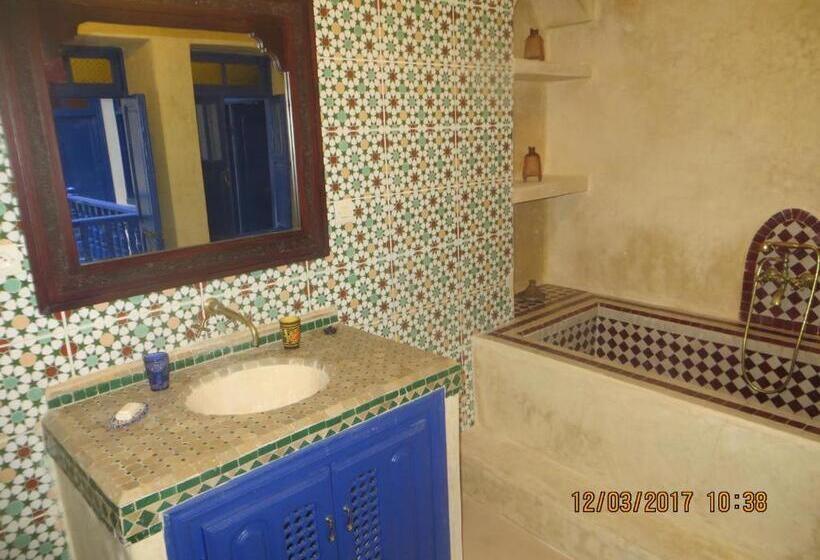 تختخواب و صبحانه Riad Gloria