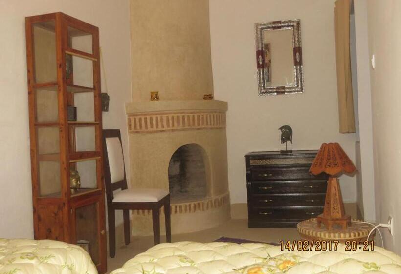 تختخواب و صبحانه Riad Gloria