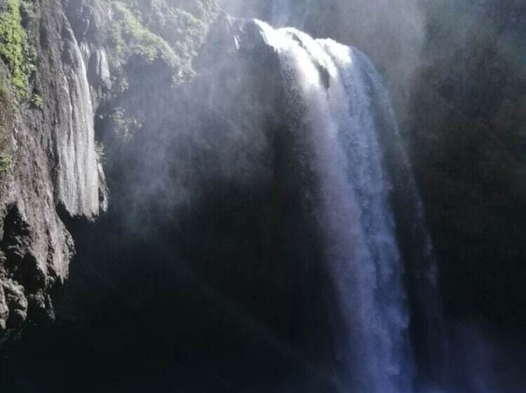 تختخواب و صبحانه Riad Gloria